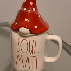 Rae Dunn Soul Mate with topper